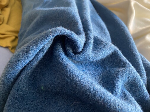 d0131 蓝色肌理针织羊绒设计师布料三米乘1.40