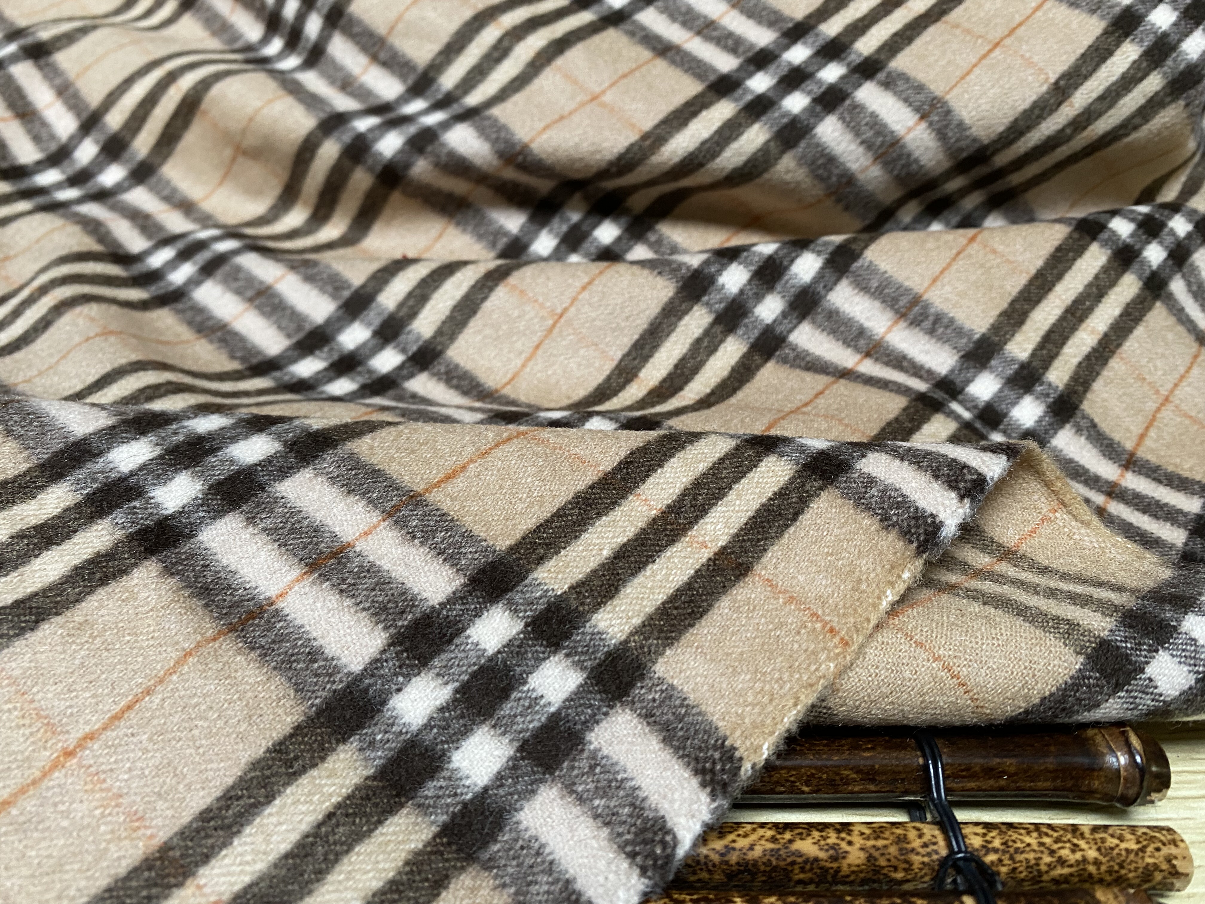 T1130 日本双面格子羊绒设计师布料2.3米×1.45米