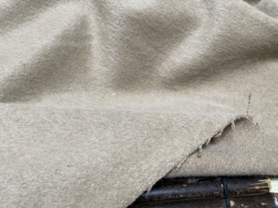 T1229日本水貂羊绒设计师布料2.35米乘1.45米
