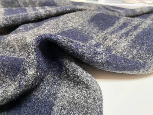 d0131 艺术针织羊绒设计师布料1.50米乘1.40