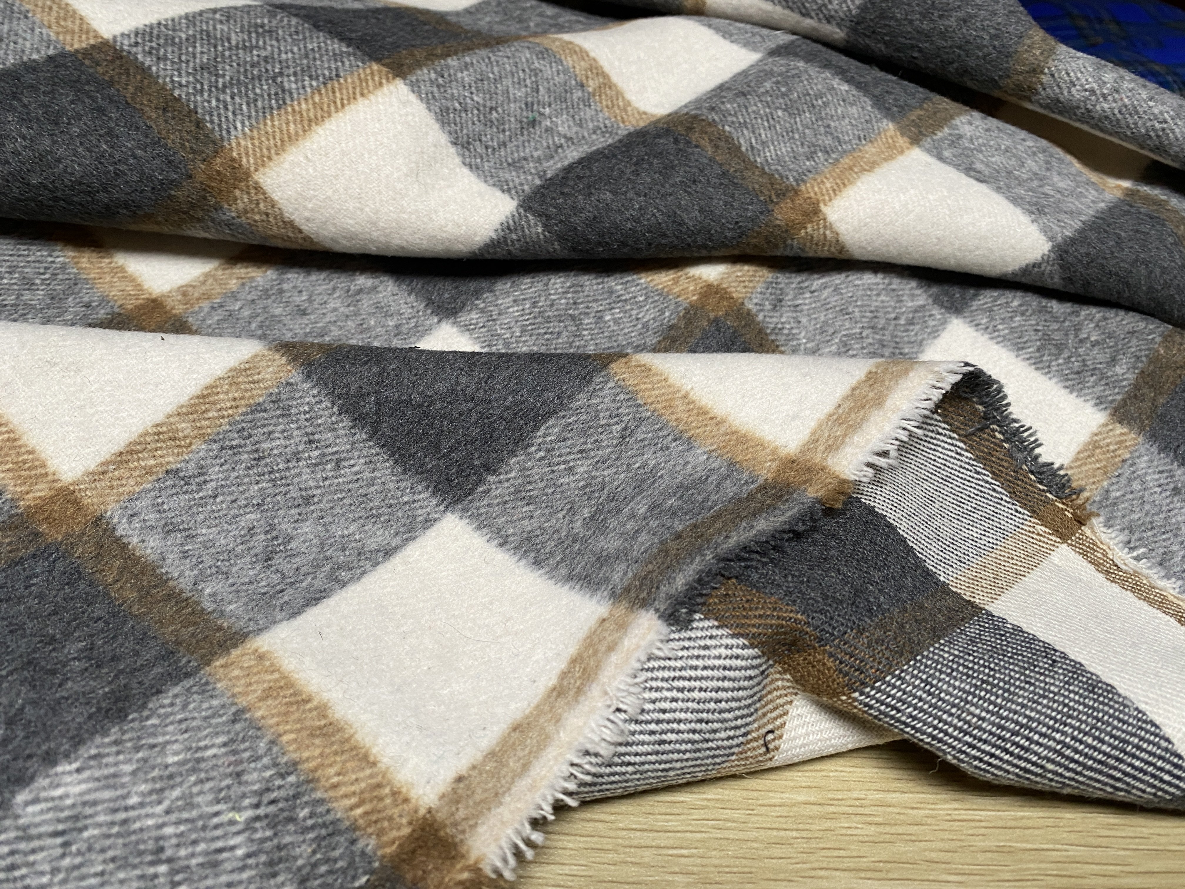 T0120休闲格子羊绒设计师布料1.5米乘1.3米,居家布艺,海绵垫/布料/面料/手工diy,淘宝优惠券,粉丝福利购,淘宝优惠卷