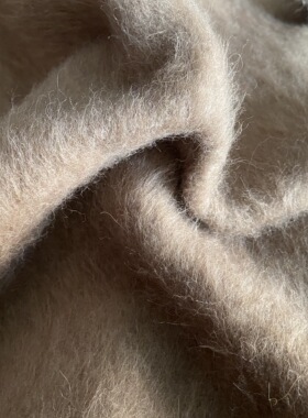 d0131 日本长毛羊绒设计师布料1.50米乘1.40