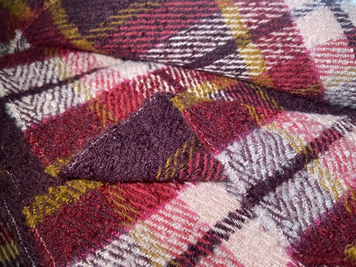 d0131 格子小香风羊绒设计师布料1.50米乘1.40