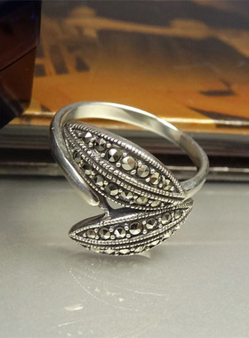 16号夸张叶子造型时尚风镶嵌戒指