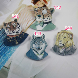 Broche en plexiglas - Ref 1181648 Image 9