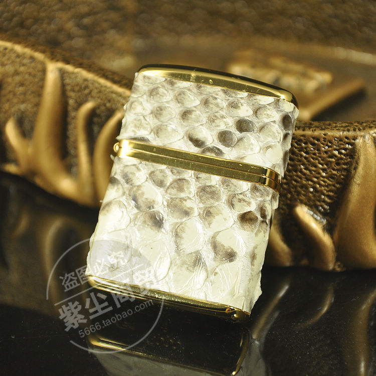 23年老店芝宝打火机正版原装ZIPPO2007年特殊材质中盔甲蛇鳞包裹