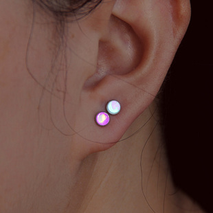 新款细针耳骨钉女钛钢针2023年爆闪高级感耳骨环迷你耳钉耳环