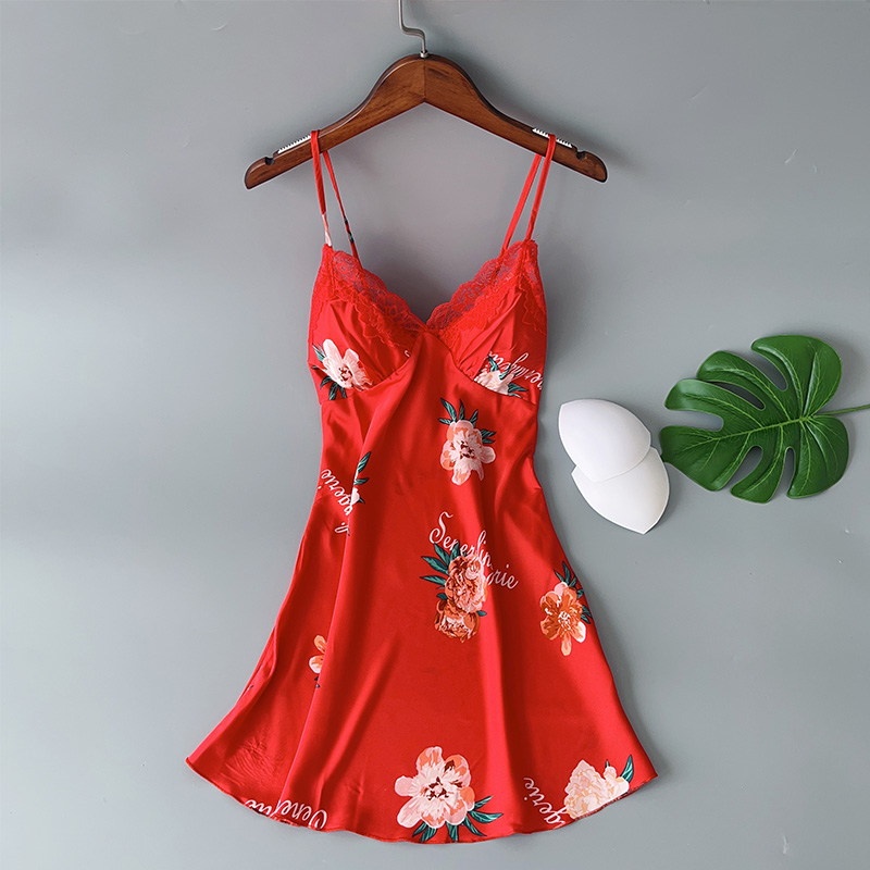 花朵图案吊带裙可爱睡衣带胸垫青春活泼可内搭柔软蕾丝家居服夏