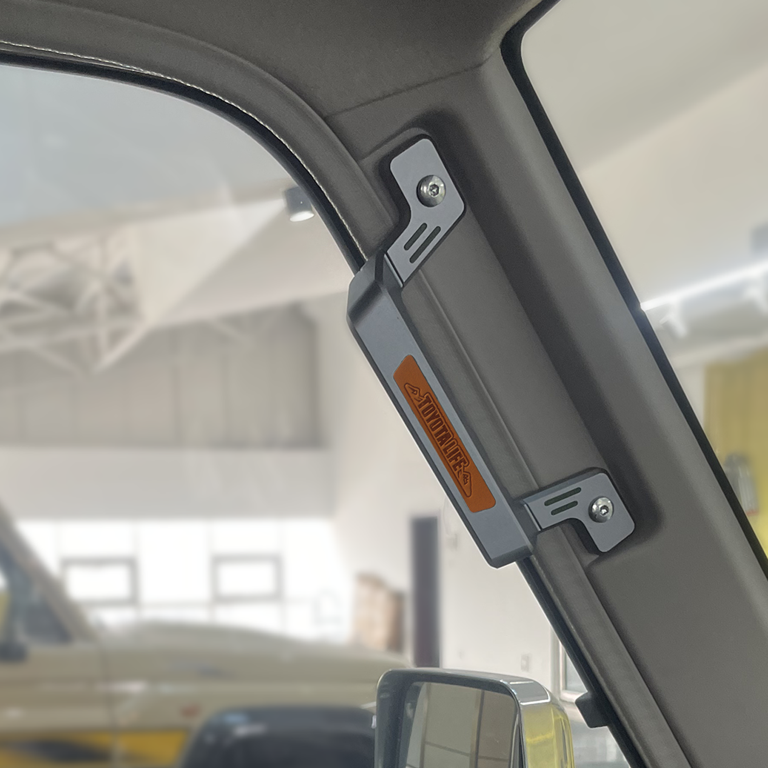 丰田LC71/76/78/79改装铝合金上车拉手顶棚拉手原车孔位无损安装