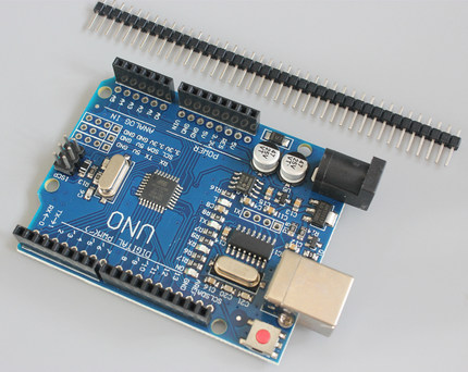 新版 UNO R3 (CH340G) 送数据线 送排针 开发板 改进版 ch340串口