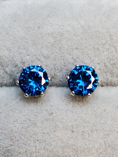 耳钉 s925纯银镀白金 耳骨钉 超闪海蓝色立体氧化锆石 静海