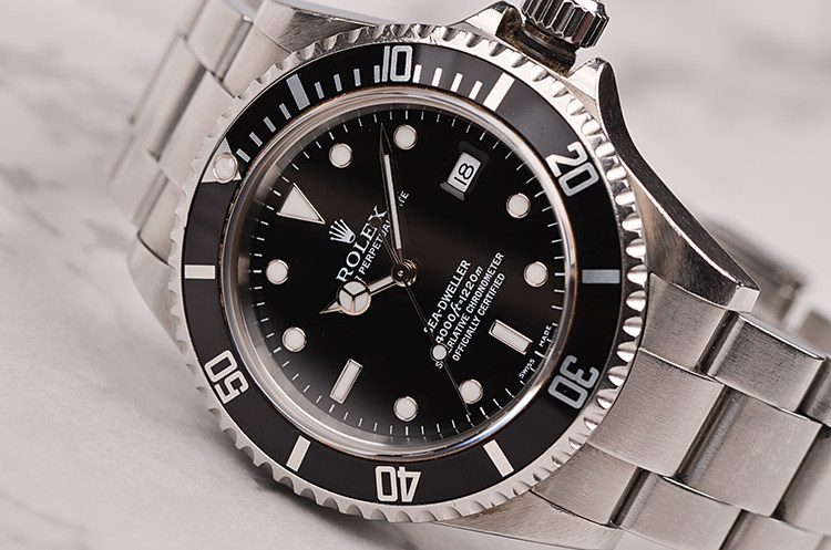 已售出【97新】劳力士海使型1220米防水大三针日历钢带自动男表16600