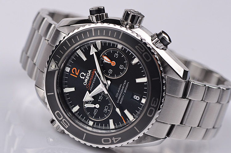 已售出【98新】欧米茄海洋宇宙600米防水计时男表232.30.46.51.01.003