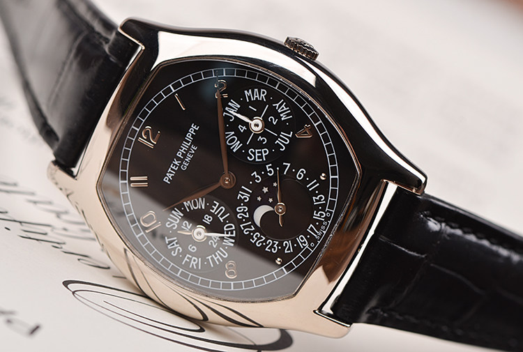 已售出【98新】百达翡丽超级复杂功能时计白金万年历月相男表5040G-016