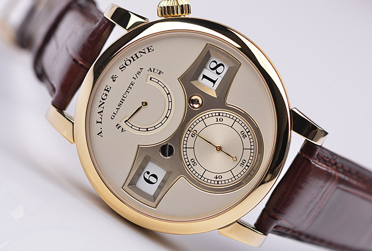 已售出【98新】朗格猫头鹰黄金动显跳时手上链皮带男表140.021