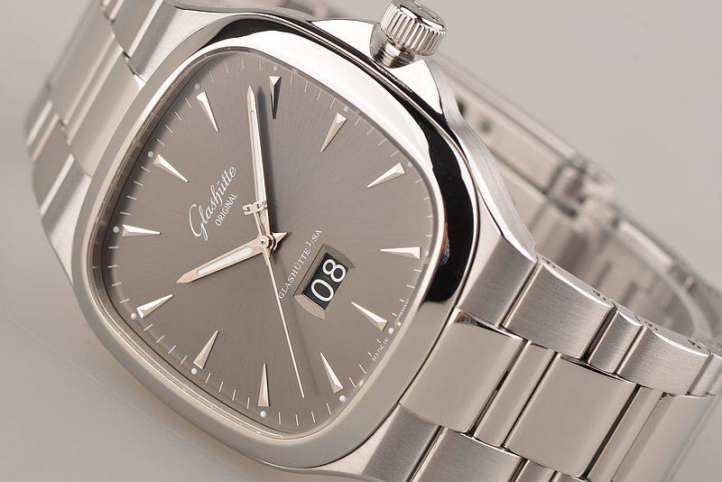 已售出【97新】格拉苏蒂灰盘大日历自动机械钢带男表39-47-12-12-14