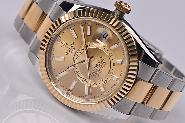 已售出【98新】劳力士天行者黄金及钢年历GMT自动机械男表326933盒证齐