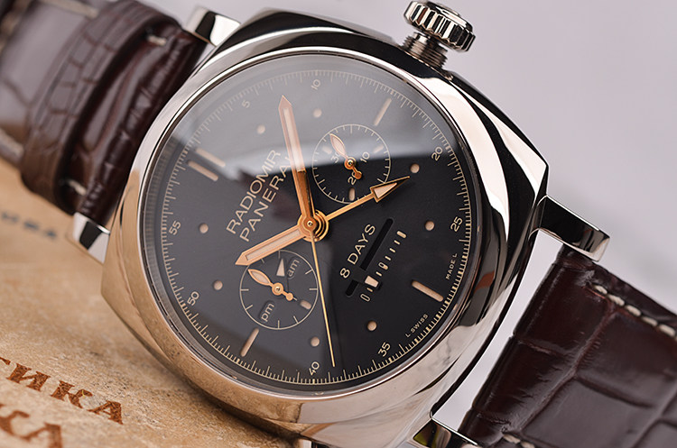 已售出【98新】沛纳海特别限量白金单按钮计时GMT八天链男表PAM00503