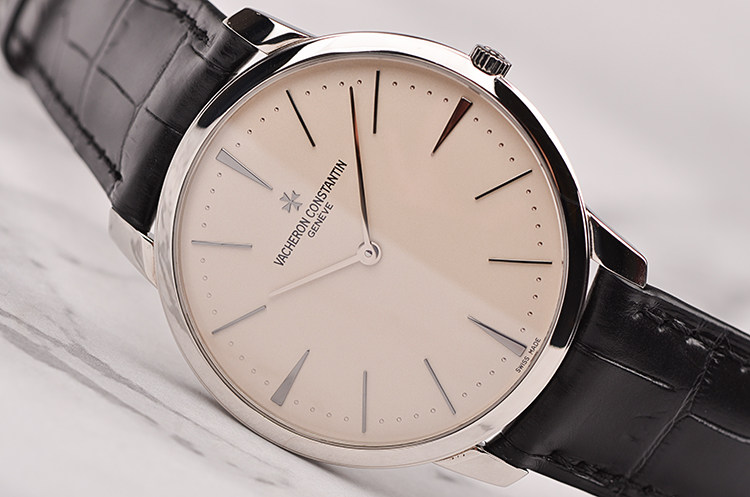 已售出【97新】江诗丹顿传承PT950铂金两针手上链男表81180/000P-9332