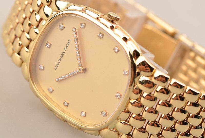 【已售出】爱彼全黄金钻石指针及刻度超薄手上链