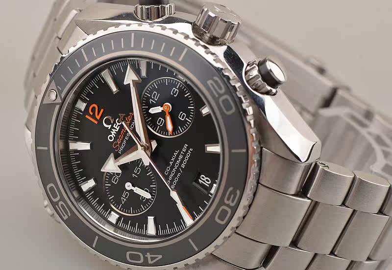 已售出【97新】欧米茄海洋宇宙600米防水计时男表232.30.46.51.01.003