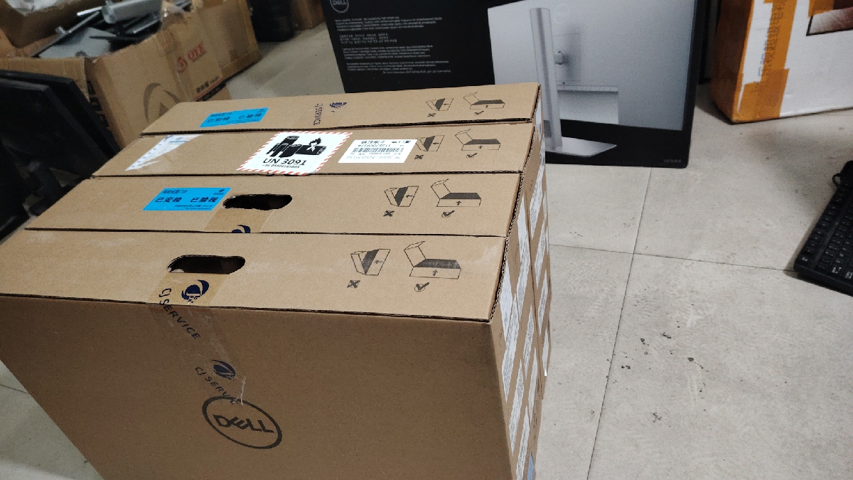 戴尔dell E2423H E2723H 商务办公显示器DP VGA接口 高清电脑屏幕
