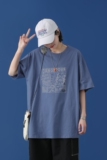 T1621P25中性漫画插图印花T恤半袖体恤男宽松港风T恤蓝墙女模图，男装T恤，星座510A-1