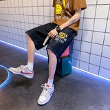 黑色