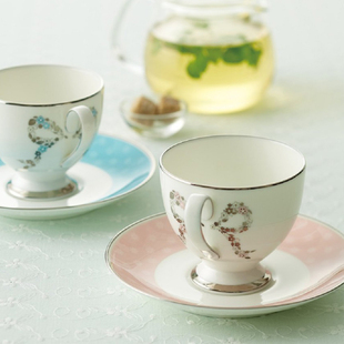 日本NARUMI鸣海Felicita粉蓝情侣骨瓷茶杯咖啡杯碟礼盒套装 结婚礼