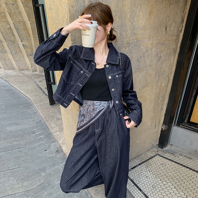 2025秋装时尚牛仔阔腿裤两件套套装女配丝巾新款高端欧货洋气时髦
