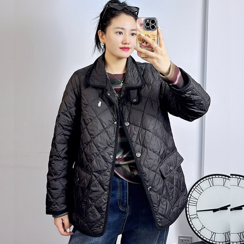 宜语析5602冬加大码轻薄羽绒服女