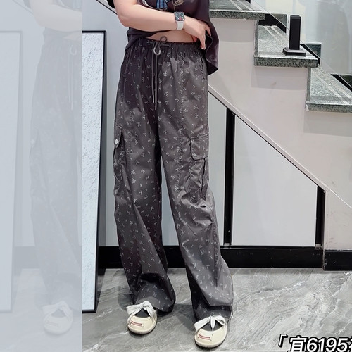 宜语析6195夏加大码工装裤女碎花
