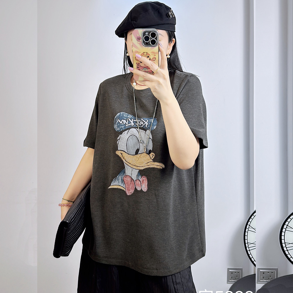 宜语析5888秋冬加大码卫衣女 210斤胖mm减龄唐老鸭德绒短袖打底衫