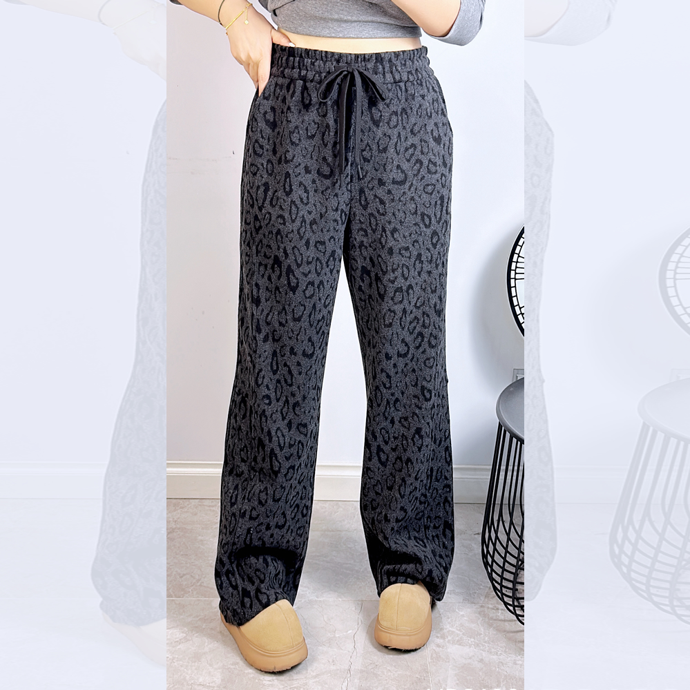UP3182冬季大码加绒阔腿裤女 200斤胖妹mm松紧高腰豹纹拖地长裤子