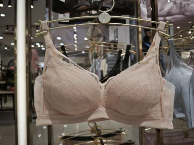 正品新款无钢圈薄杯聚拢透气孔杯调整内衣女士文胸20812424