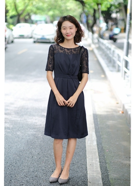 名媛风法式拼接镂空蕾丝收腰显瘦连衣裙女高级感小礼服秋季