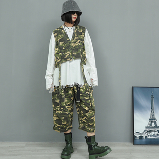 个性潮酷迷彩牛仔短马甲七分工装裤两件套女早春宽松帅气时尚套装