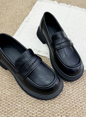 英伦黑色小皮鞋女2026春季新款一脚蹬软皮平底乐福鞋厚底粗跟单鞋