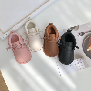 女童小皮鞋 