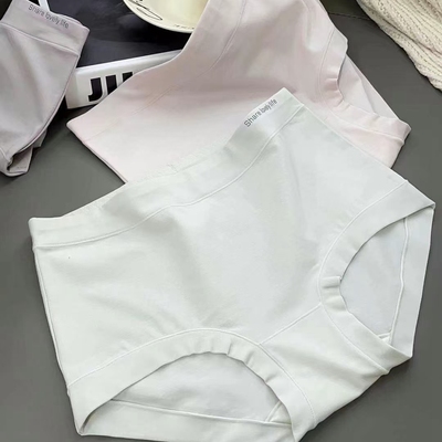 新款女生内裤长绒棉蚕丝裆5338