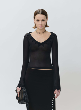 现货6折 AVAVAV 25SS 大V领修身长袖T恤 DOUBLEBOO