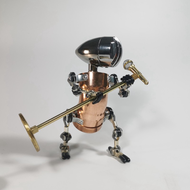 工业风 赛博朋克 机器人桌面摆件金属玩偶装饰 摇滚rap流行歌手