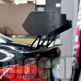 Racing高性能碳纤维竞技立式 M2c M4专用M240i 尾翼 宝马F8x