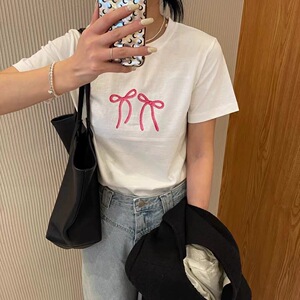 T0274-P25  春夏宽松正肩印花短袖T恤 可爱减龄蝴蝶结印花图片