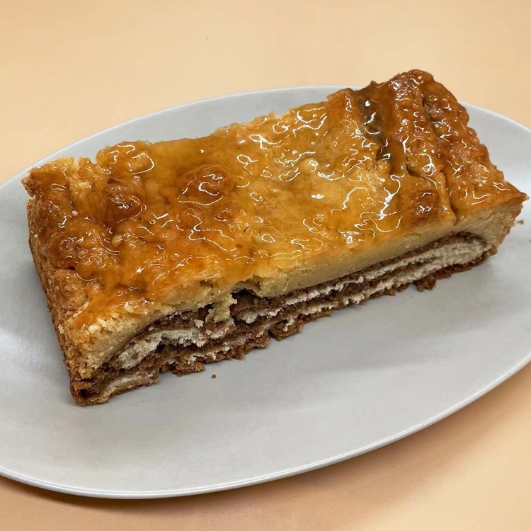 德国师傅手工制作松软香千层榛果蛋糕卷食品Hazelnut striezel