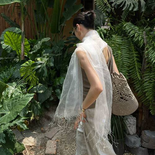 100%真丝丝巾 古早氛围感围巾超仙流苏maito桑蚕丝丝巾女白色纱巾