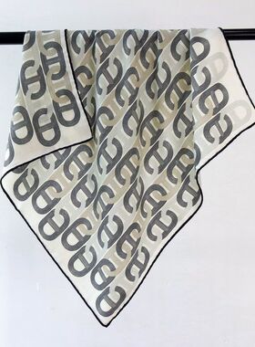 气质米色日字扣真丝羊毛老钱风丝毛双面围巾女70cm方巾高级感系脖