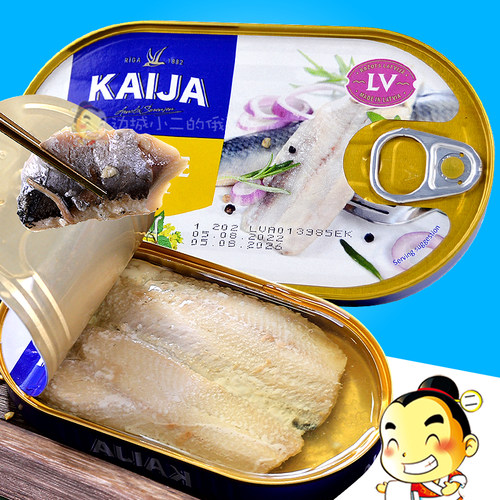 俄罗斯油浸沙丁鱼罐头KAIJA牌进口熏制鲱鱼茄汁味下酒菜西餐野餐