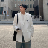 白色