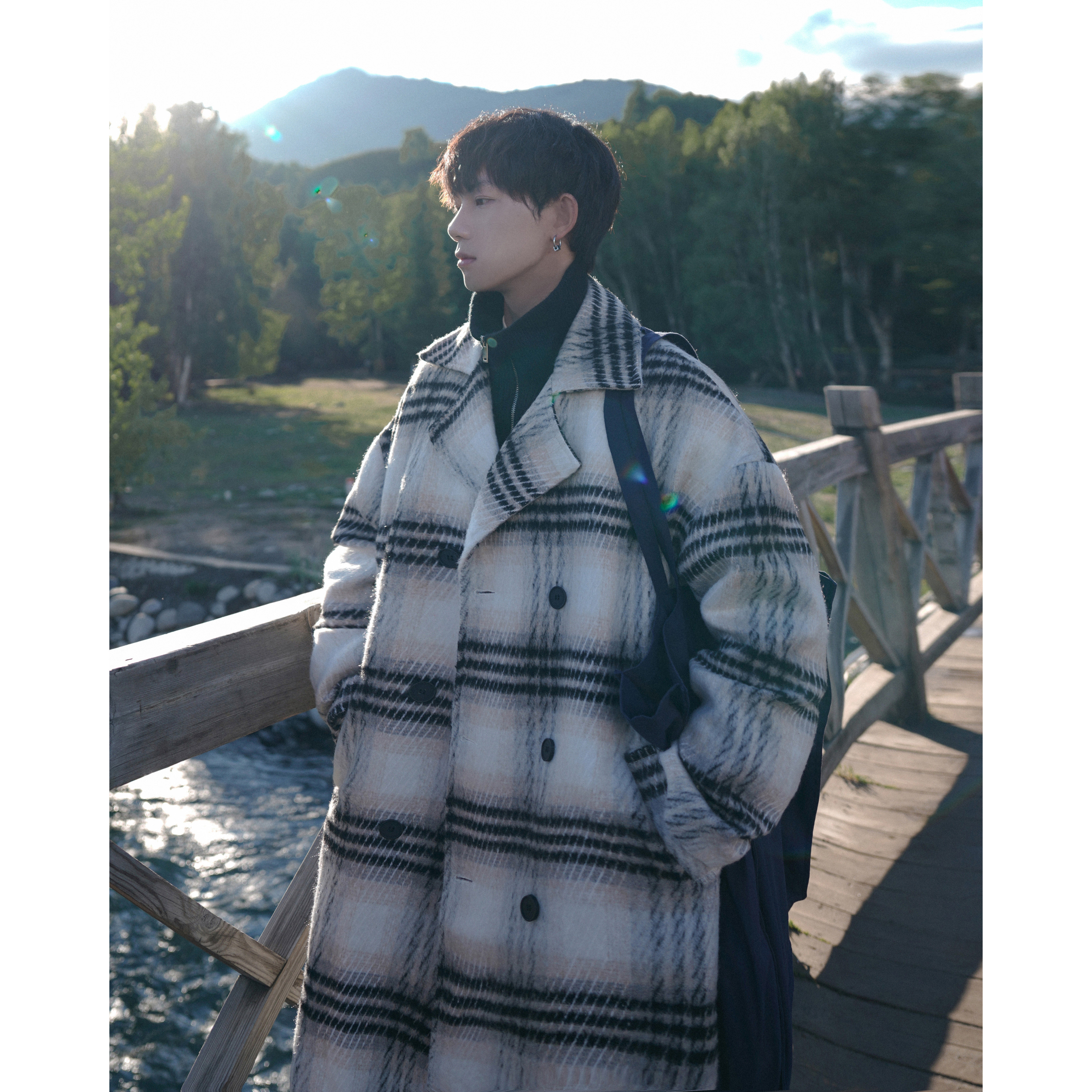 毛呢大衣男中长款秋冬加厚大衣外套男格子呢子风衣男生F218-P138，男装风衣，电商A152